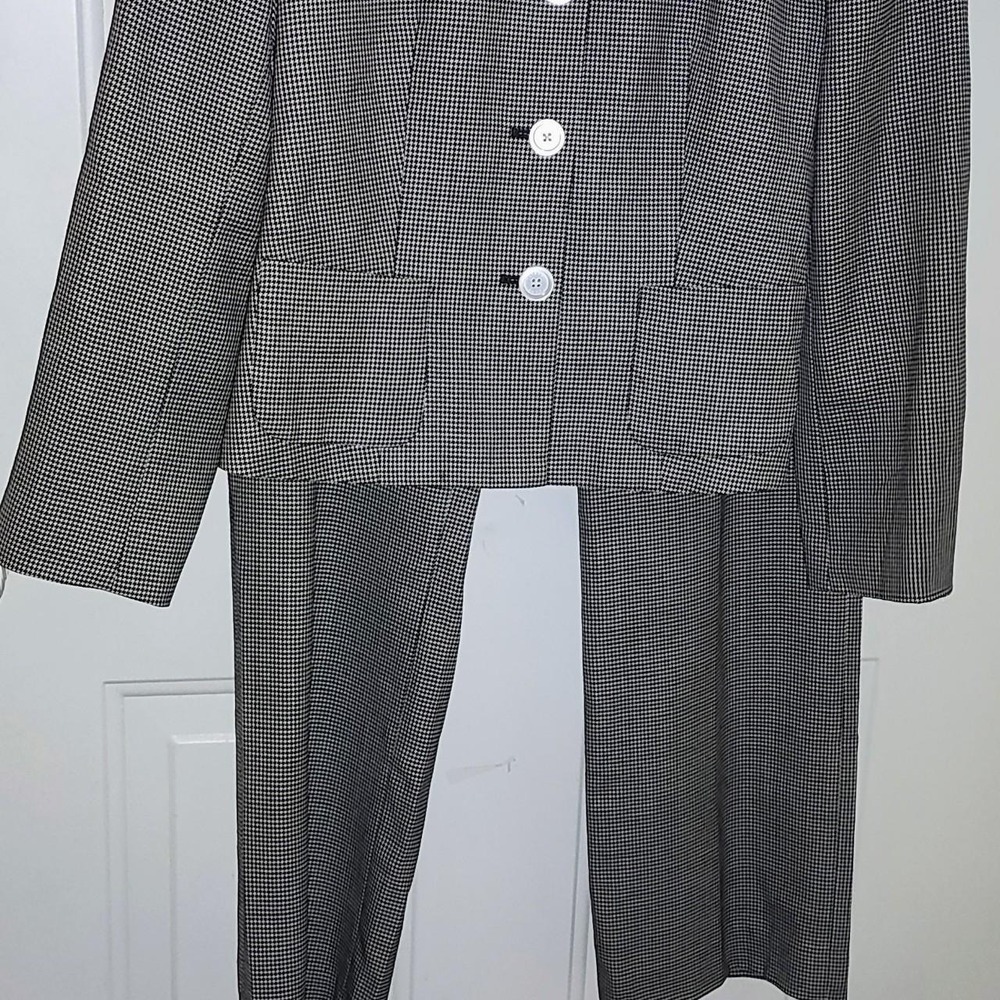 Chaps Black and White Checkered Jacket Size 8